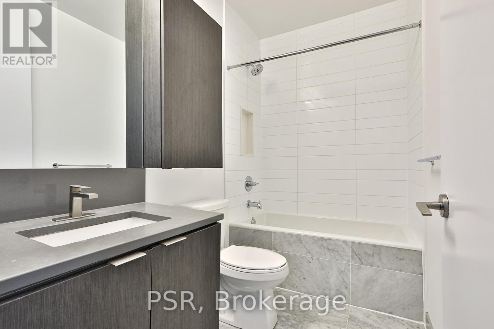 Lph05 - 38 Iannuzzi Street, Toronto, Ontario  M5V 0S2 - Photo 30 - C12421583