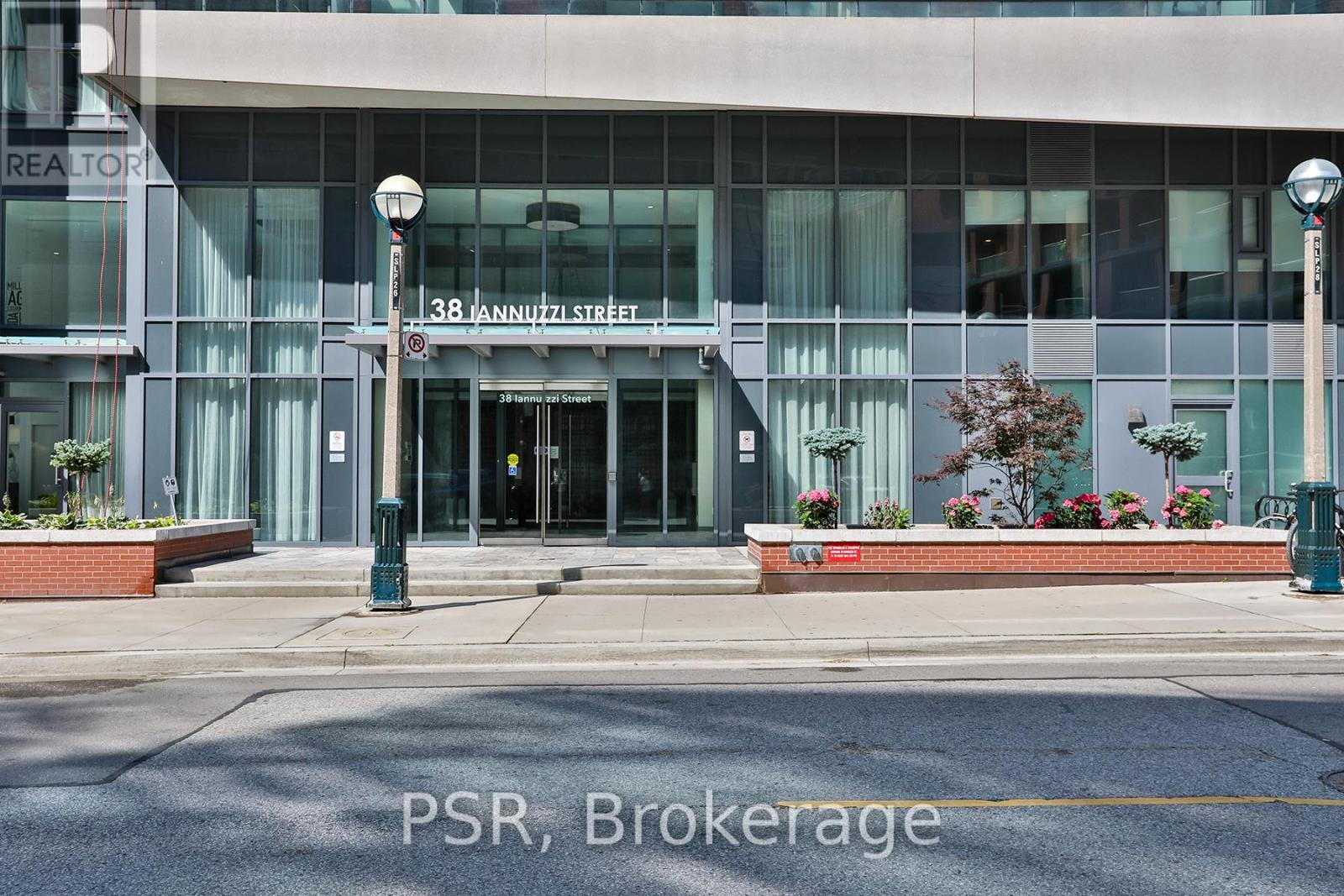 Lph05 - 38 Iannuzzi Street, Toronto, Ontario  M5V 0S2 - Photo 33 - C12421583