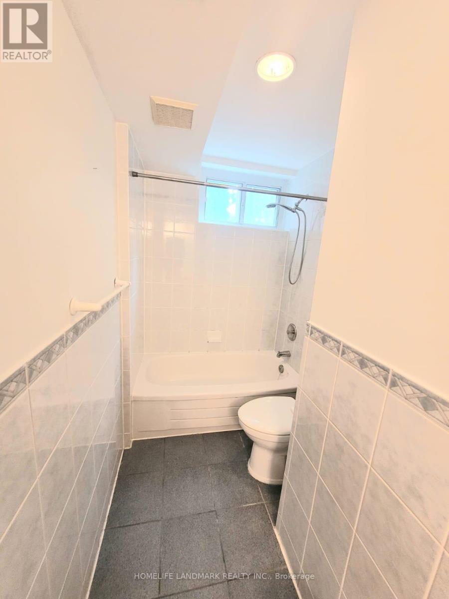 Bsmt - 30 Sumner Heights Drive, Toronto, Ontario  M2K 1Y3 - Photo 8 - C12421604
