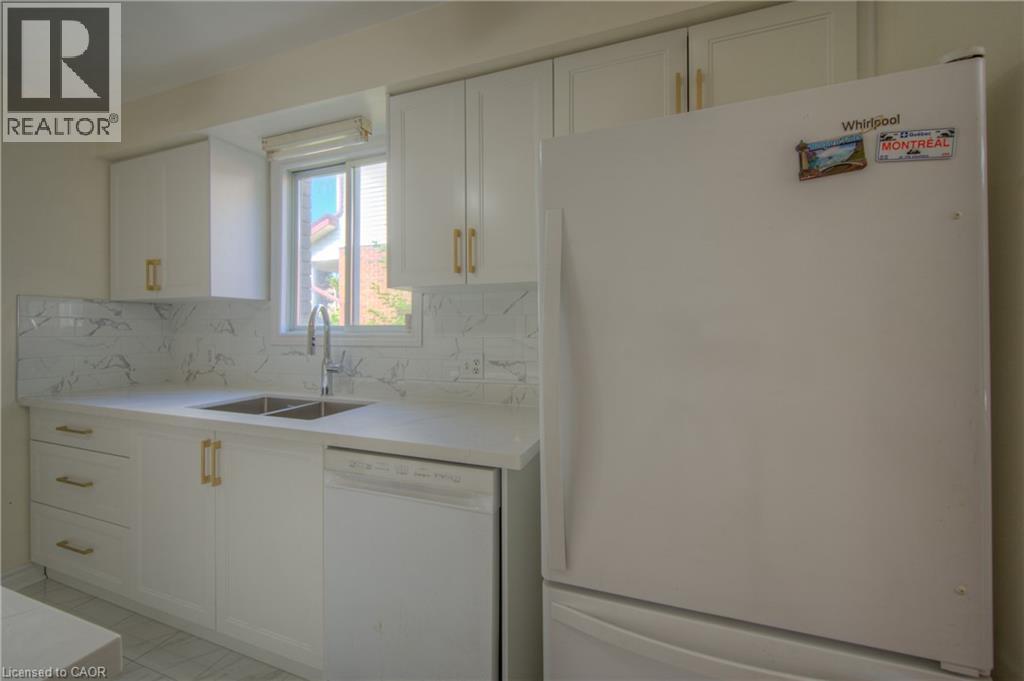 Lorem Ipsum Dolo, Cambridge, Ontario  N1R  - Photo 9 - DEMO28882185