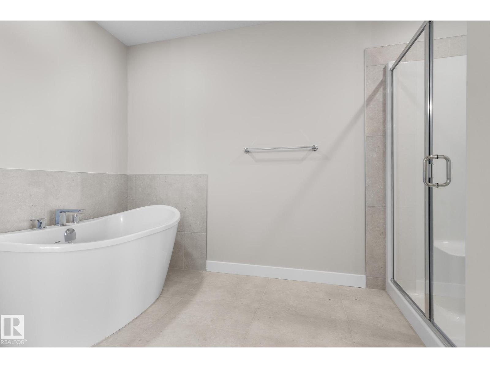 3548 Erlanger Li Nw, Edmonton, Alberta  T6M 1J5 - Photo 12 - E4447099