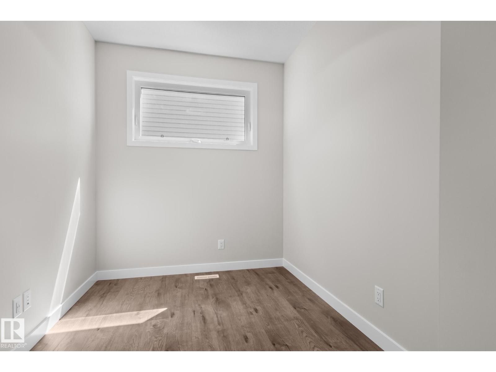 3548 Erlanger Li Nw, Edmonton, Alberta  T6M 1J5 - Photo 4 - E4447099