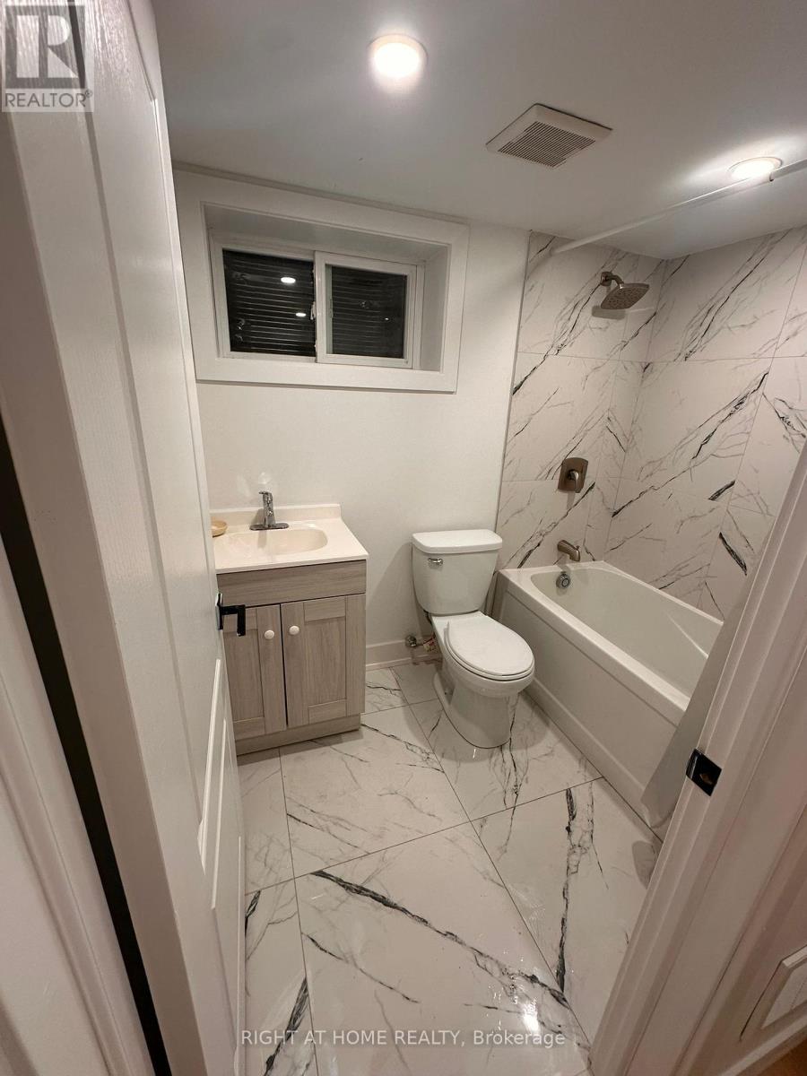 Bsmt 2 - 24 Sunbay Court, Richmond Hill, Ontario  L4E 3E3 - Photo 6 - N12421530
