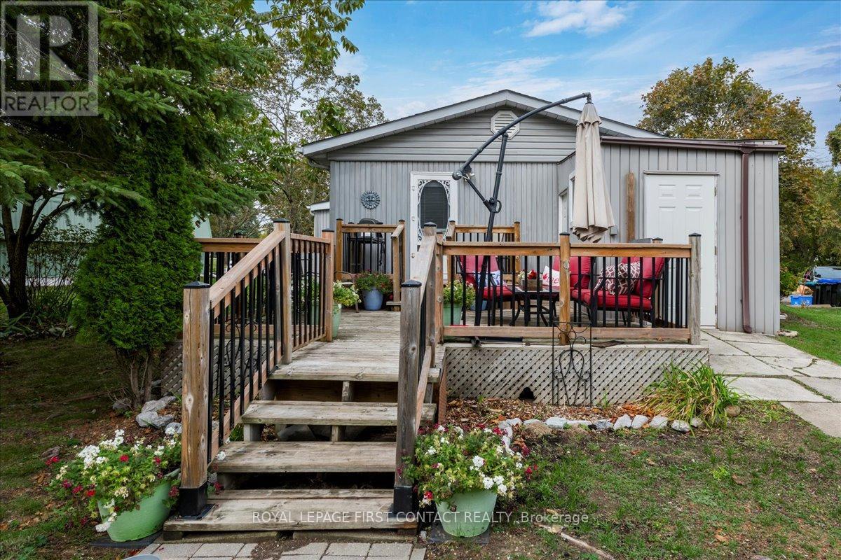5 Broadway Avenue, Innisfil, Ontario  L9S 1M9 - Photo 20 - N12421574