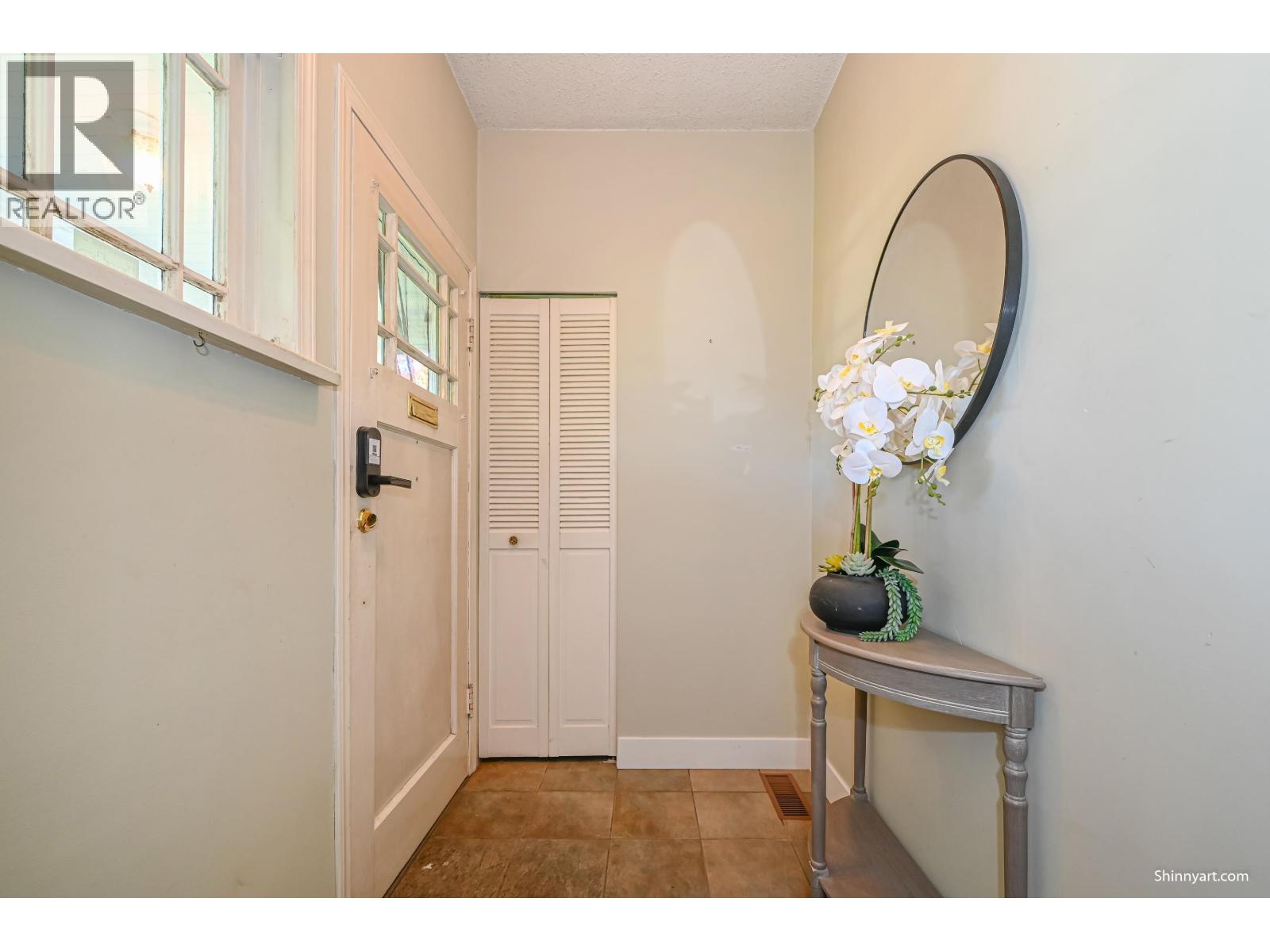 2696 W 42nd Avenue, Vancouver, British Columbia  V6N 3G5 - Photo 6 - R3051106