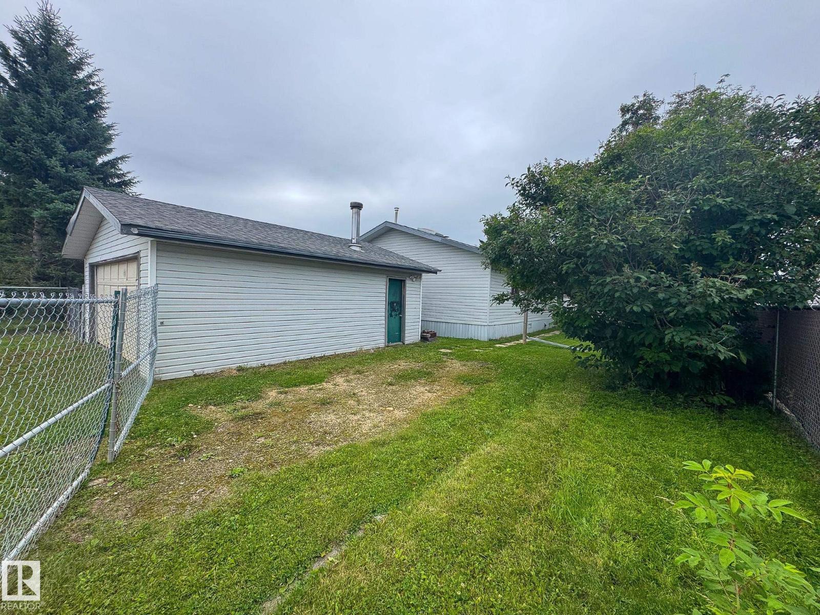 27 Auttreaux Dr, Whitecourt, Alberta  T7S 1C8 - Photo 28 - E4453485