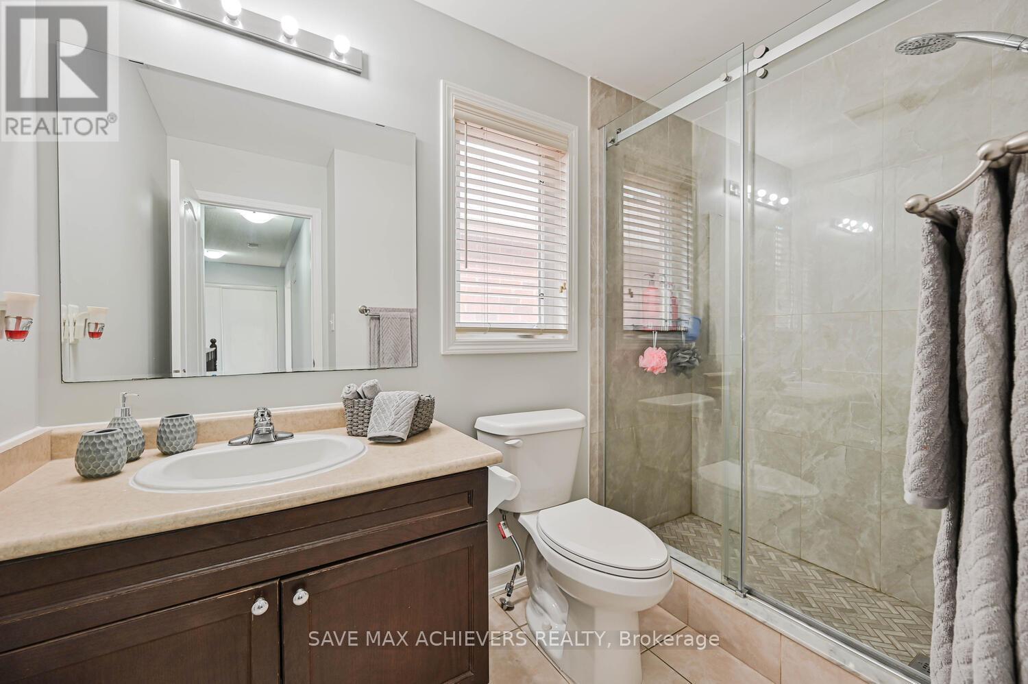 6 Seascape Crescent, Brampton (Bram East), Ontario  L6P 3C3 - Photo 29 - W12421522
