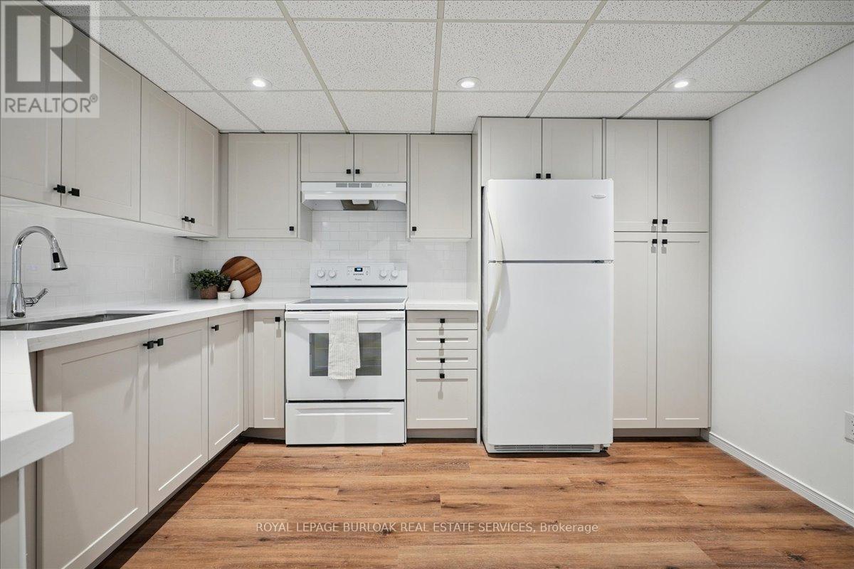 208 - 5090 Pinedale Avenue, Burlington, Ontario  L7L 3V8 - Photo 12 - W12421542