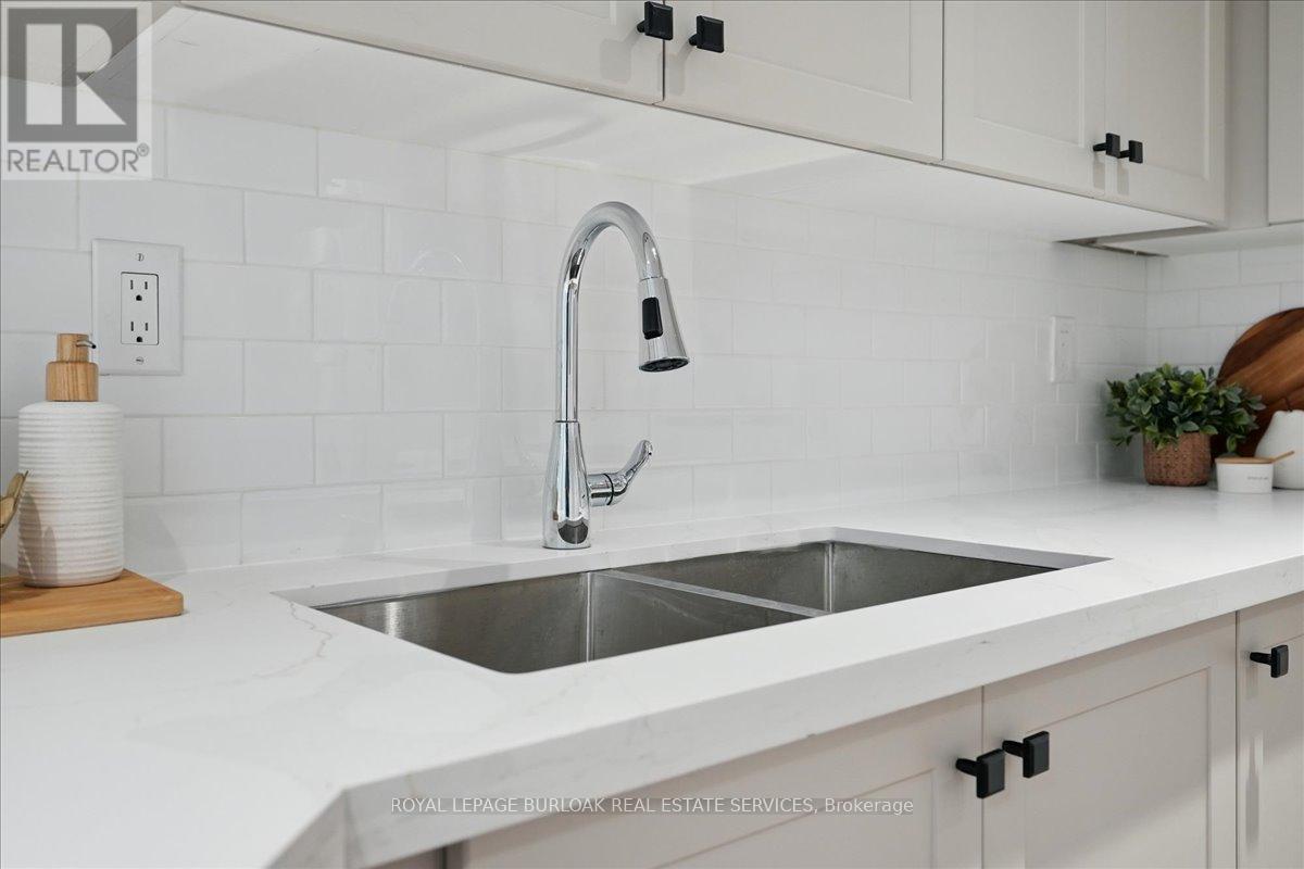 208 - 5090 Pinedale Avenue, Burlington, Ontario  L7L 3V8 - Photo 14 - W12421542