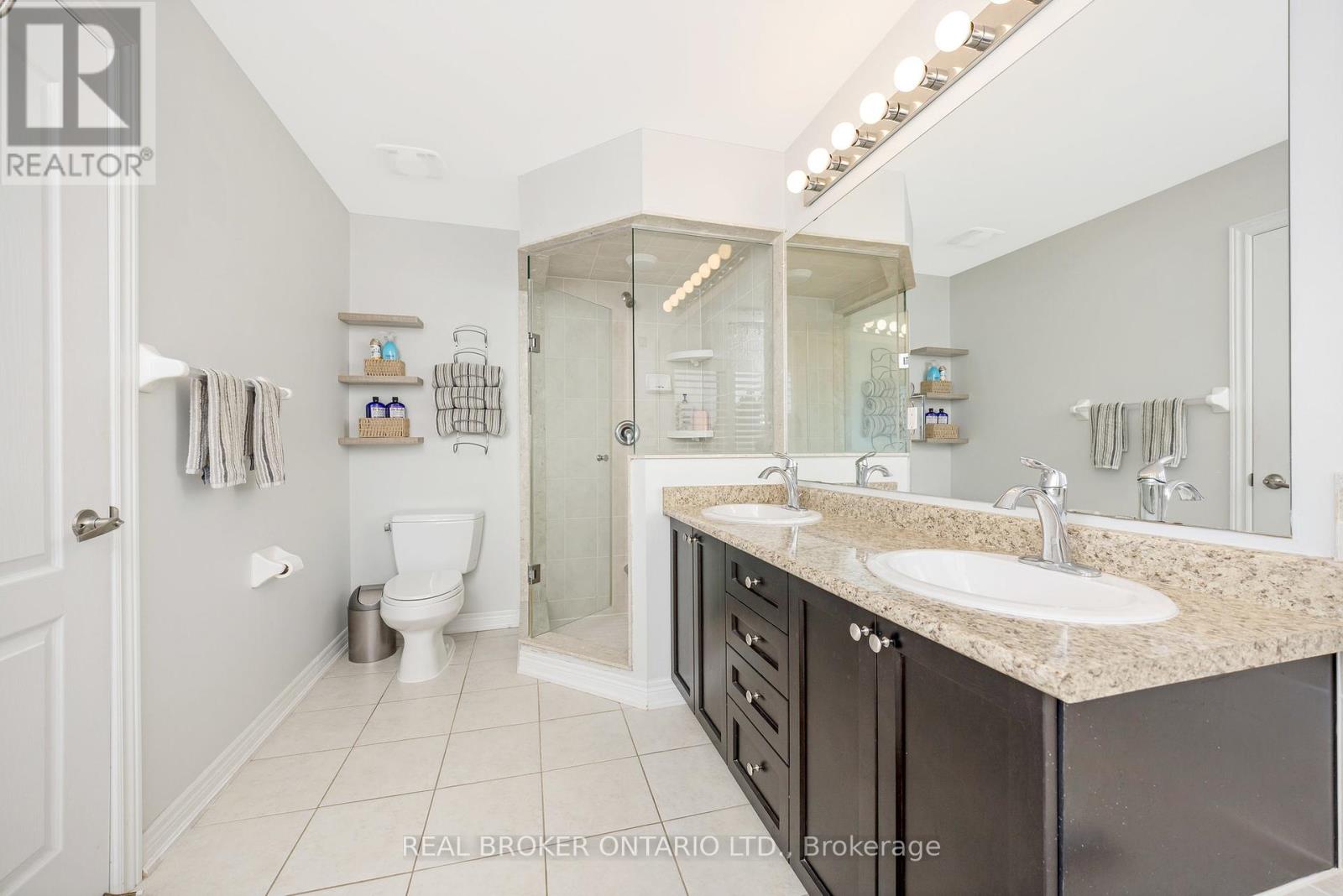 41 Diamond Leaf Lane, Halton Hills, Ontario  L7G 0G7 - Photo 21 - W12421557