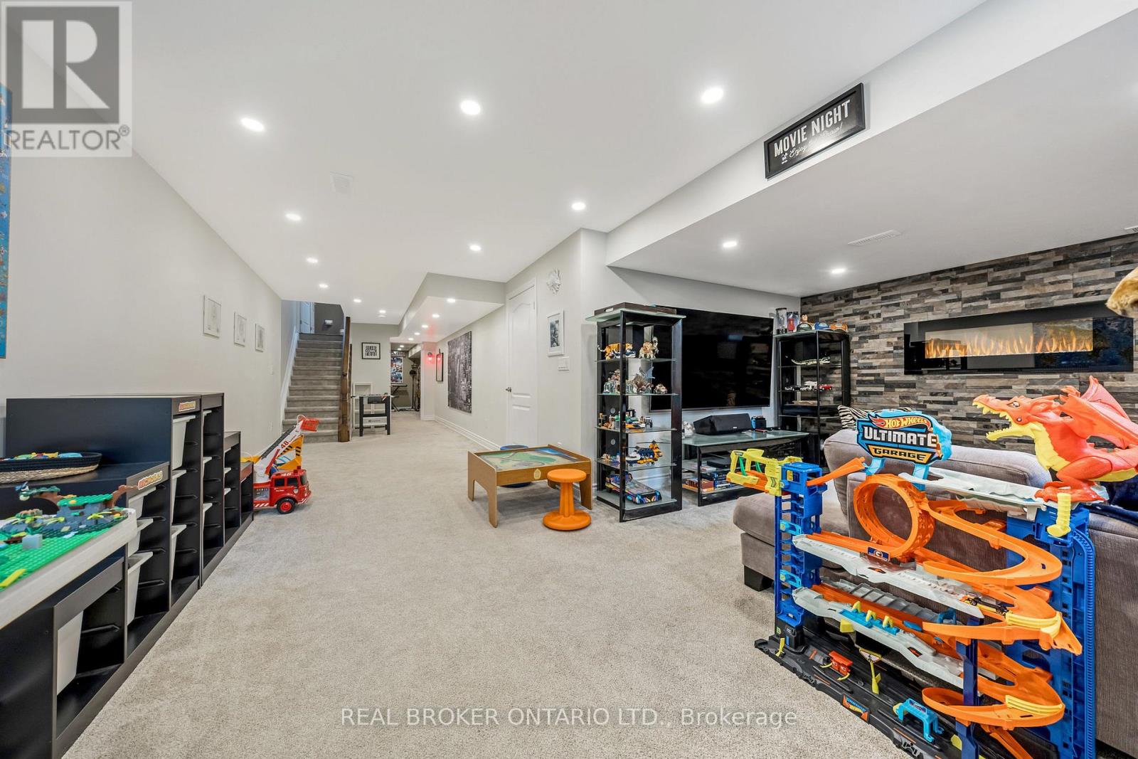 41 Diamond Leaf Lane, Halton Hills, Ontario  L7G 0G7 - Photo 31 - W12421557