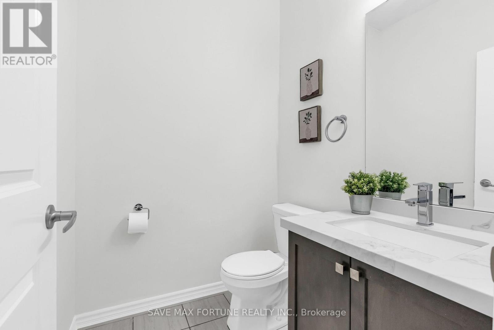 28 Gemma Place, Brampton (Heart Lake), Ontario  L6Z 1X9 - Photo 21 - W12421579