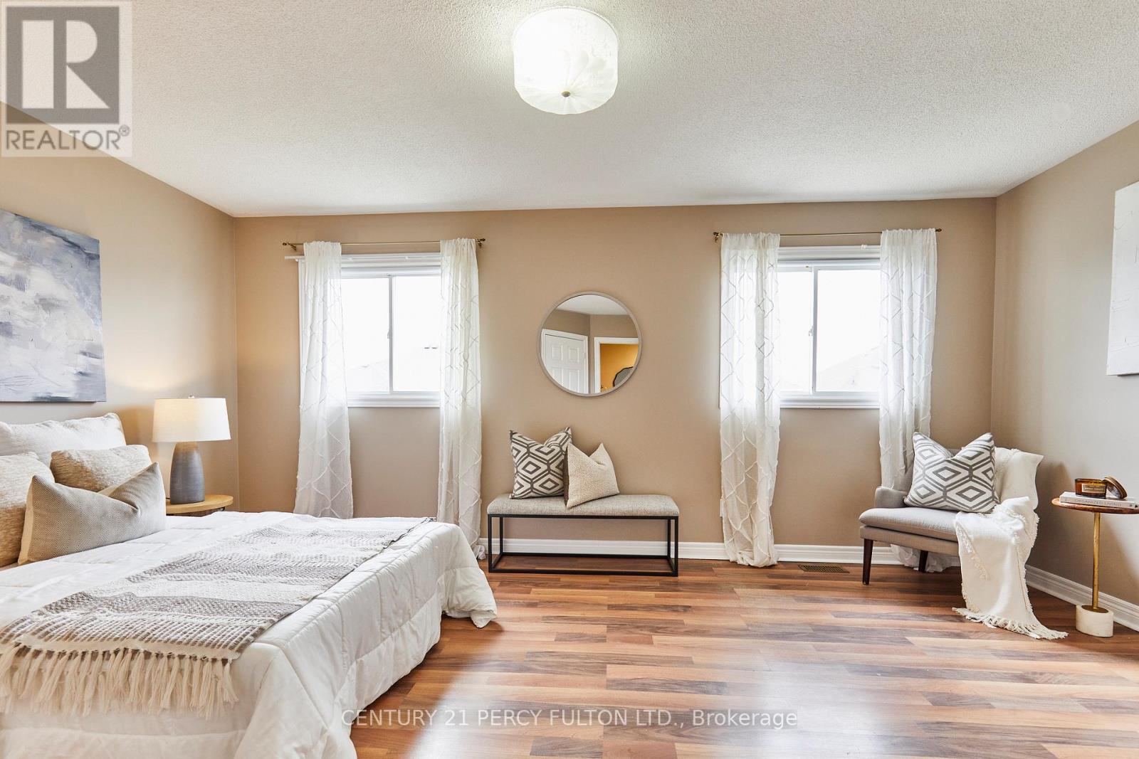 29 Archbury Circle, Caledon, Ontario  L7E 2H7 - Photo 15 - W12421605