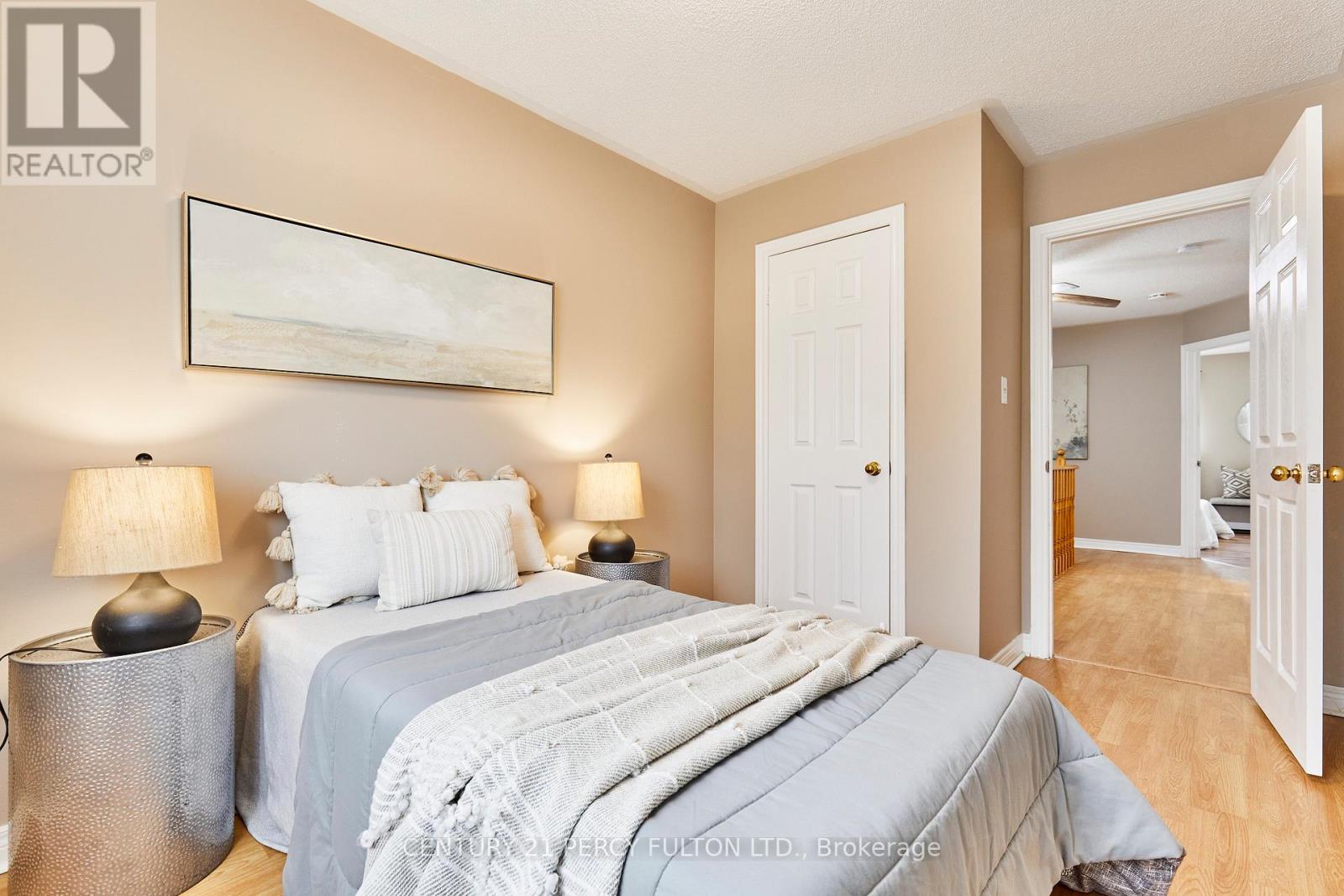 29 Archbury Circle, Caledon, Ontario  L7E 2H7 - Photo 20 - W12421605