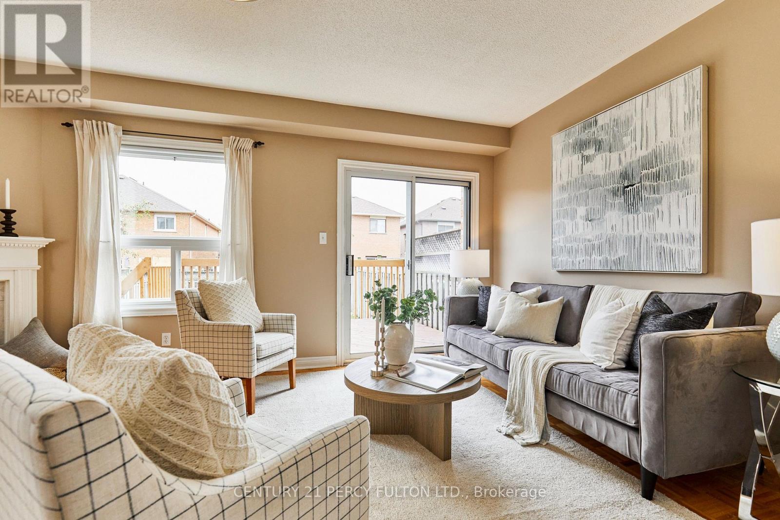 Property at 29 ARCHBURY CIRCLE image 3