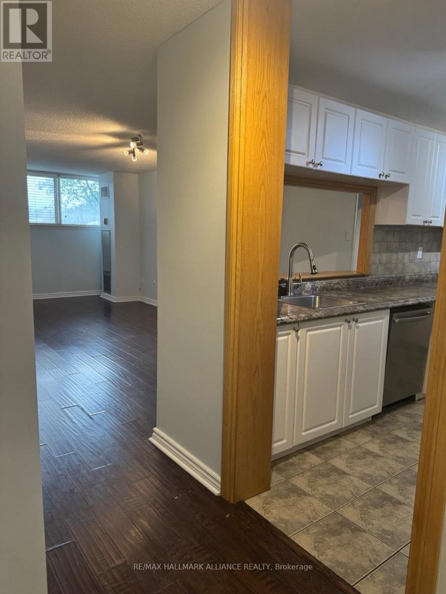 208 - 4205 Shipp Drive, Mississauga, Ontario  L4Z 2Y9 - Photo 6 - W12421610