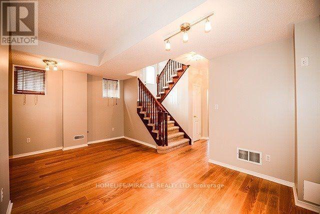 120 River Rock Crescent, Brampton, Ontario  L7A 2W4 - Photo 14 - W12421619