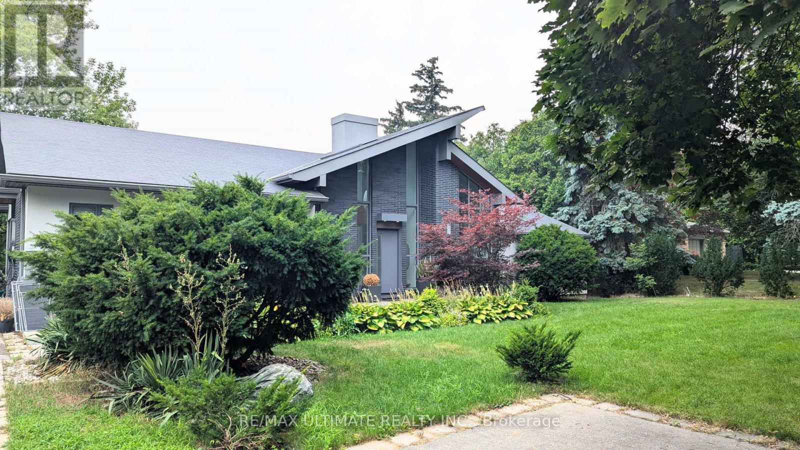 GROUND - 1101 LAKESHORE ROAD W, Oakville, Ontario