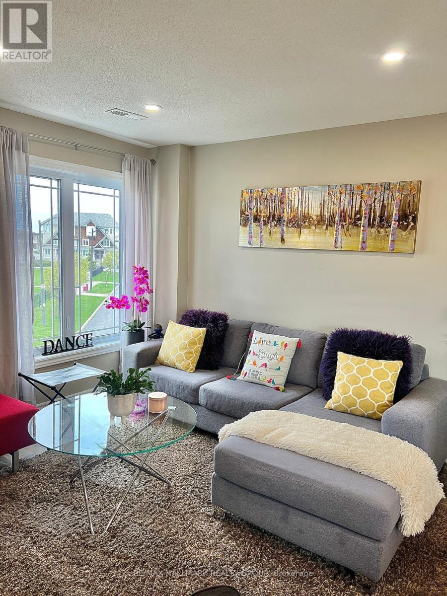 52 - 630 Lakeridge Drive, Ottawa, Ontario  K4A 0H4 - Photo 6 - X12421576