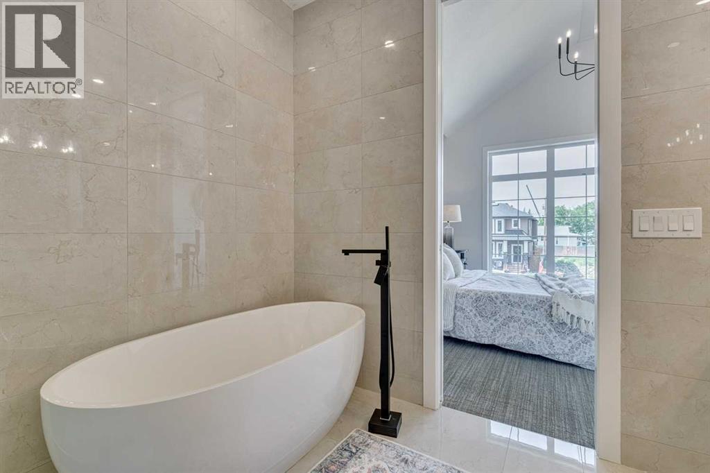 3723 Richmond Road Sw, Calgary, Alberta  T3E 4P1 - Photo 28 - A2239607