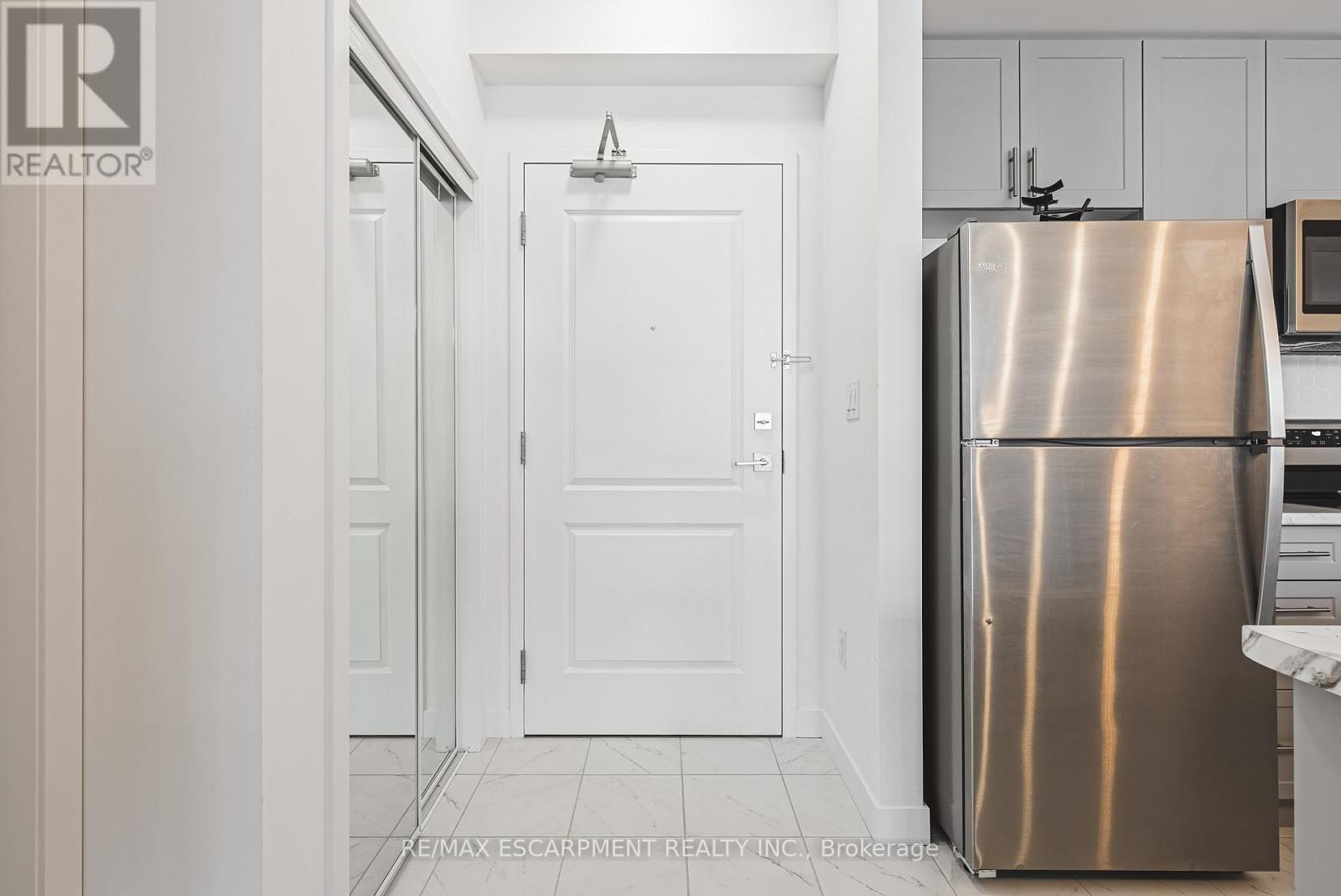 327 - 460 Dundas Street E, Hamilton, Ontario  L0K 1A0 - Photo 6 - X12421553