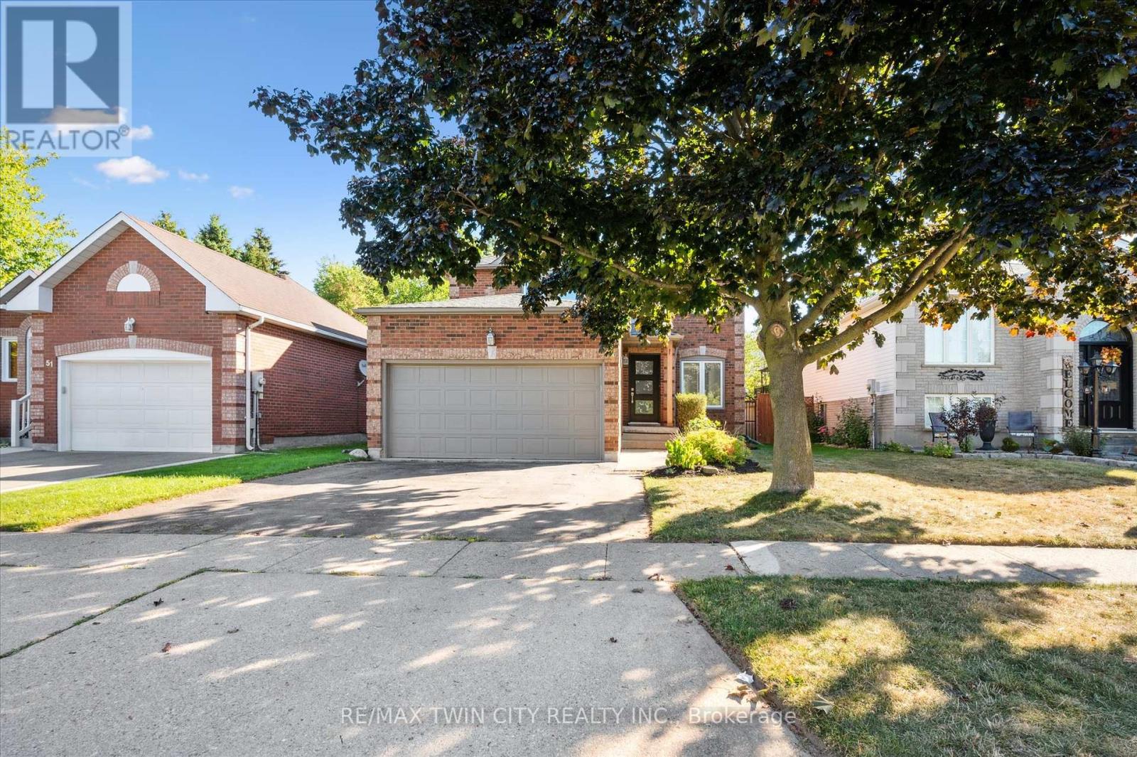 55 Enfield Drive, Cambridge, Ontario  N1P 1B5 - Photo 1 - X12421621