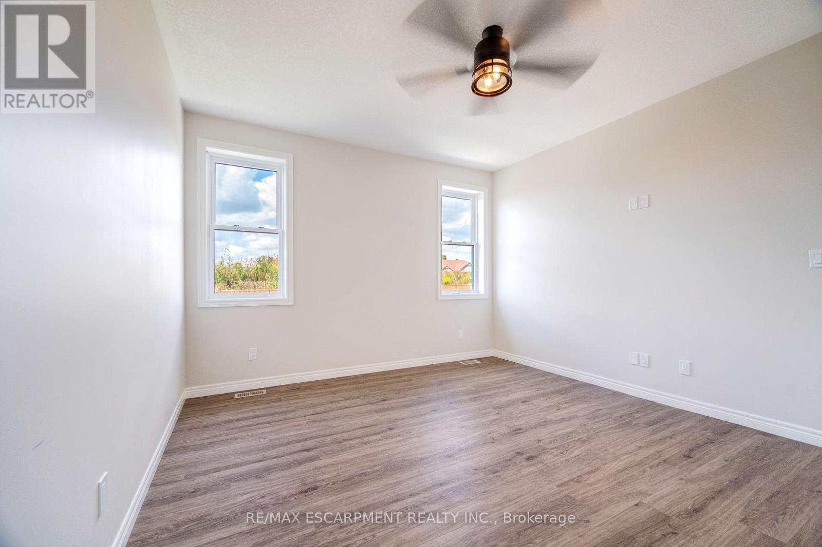 16 Pintail Lane, Norfolk, Ontario  N0E 1M0 - Photo 20 - X12421645