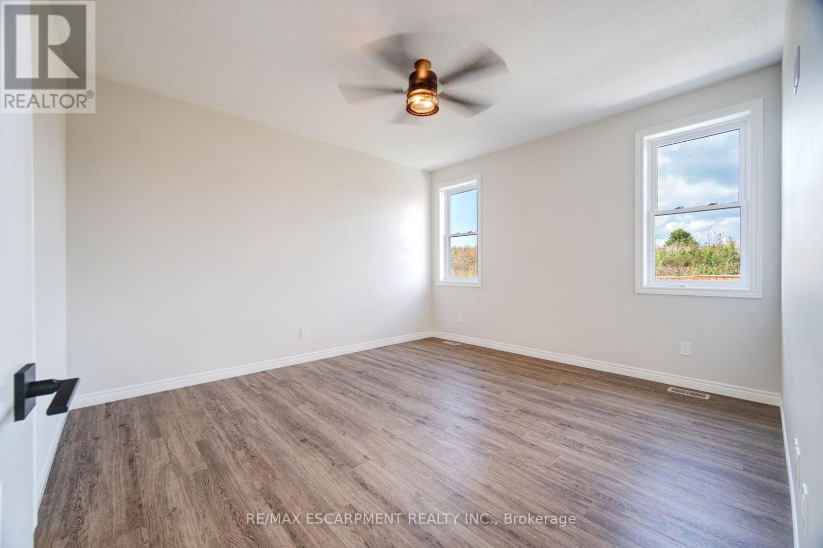 16 Pintail Lane, Norfolk, Ontario  N0E 1M0 - Photo 21 - X12421645