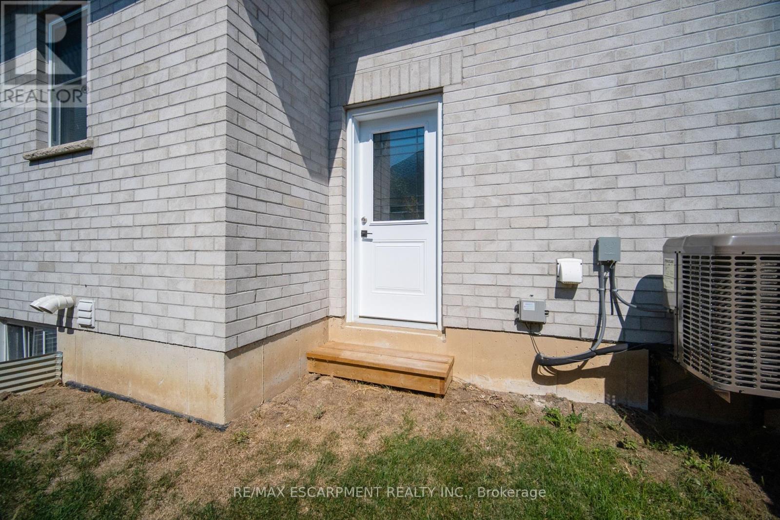 16 Pintail Lane, Norfolk, Ontario  N0E 1M0 - Photo 48 - X12421645