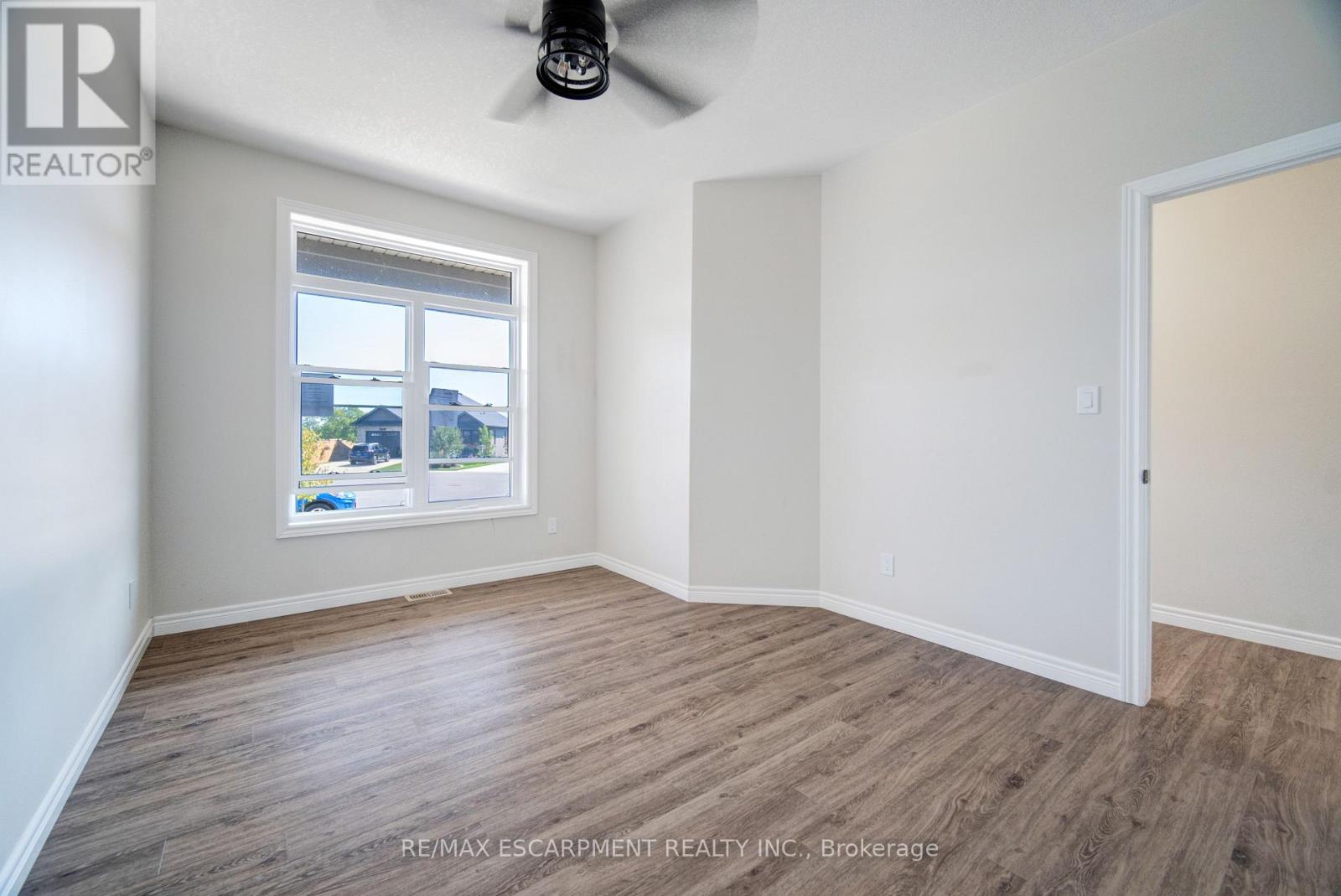 16 Pintail Lane, Norfolk, Ontario  N0E 1M0 - Photo 6 - X12421645
