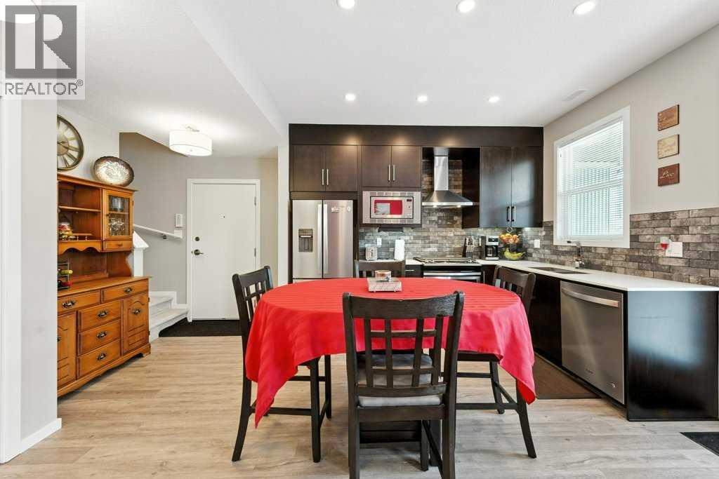 Property at 201, 120 Redstone Walk NE image 5