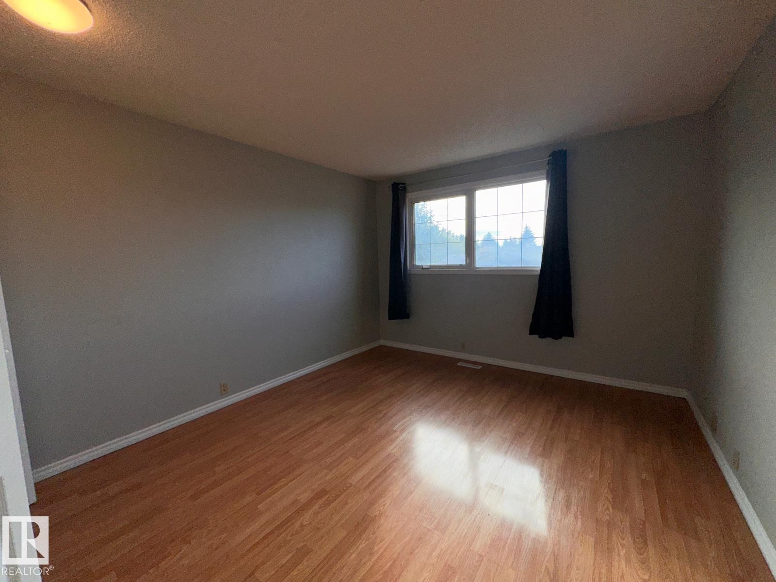 2114 52 St Nw, Edmonton, Alberta  T6L 4T6 - Photo 10 - E4459066