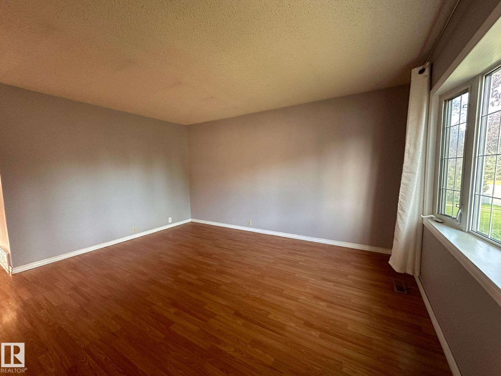 2114 52 St Nw, Edmonton, Alberta  T6L 4T6 - Photo 13 - E4459066