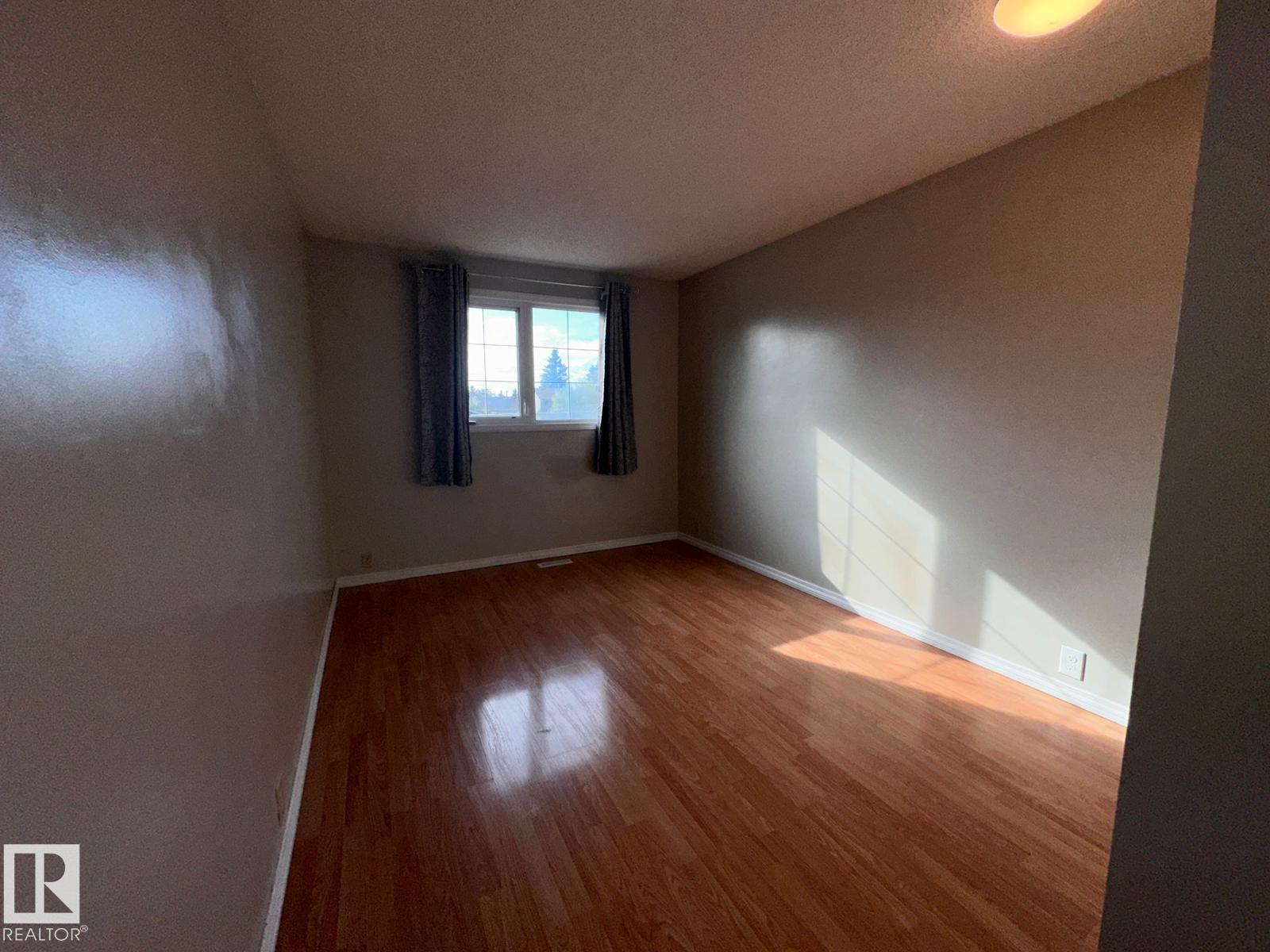 2114 52 St Nw, Edmonton, Alberta  T6L 4T6 - Photo 7 - E4459066