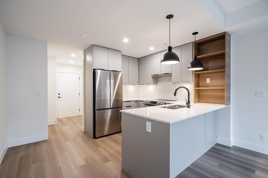 405 10778 138 Street, Surrey, British Columbia  V3T 5T2 - Photo 4 - R3050138
