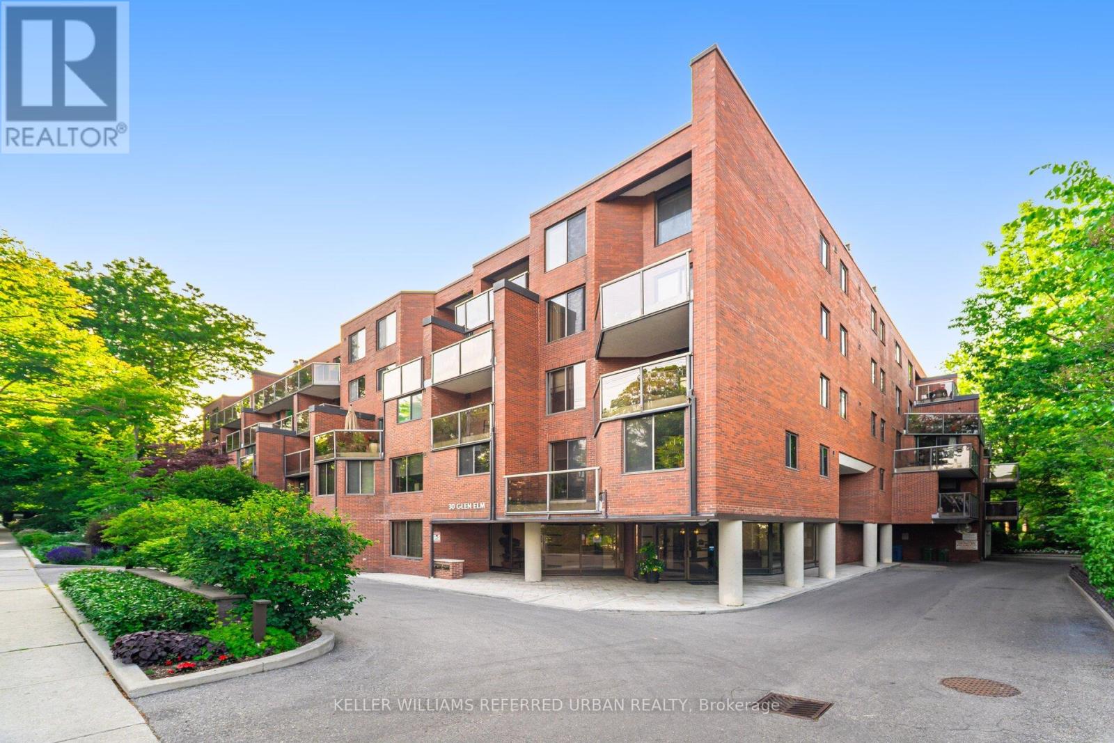 109/209 - 30 GLEN ELM AVENUE E, Toronto, Ontario