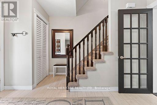 44 Regent Street, Kawartha Lakes, Ontario  K9V 3V2 - Photo 14 - X12421723
