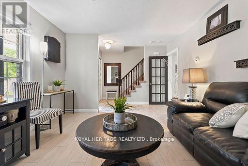 44 Regent Street, Kawartha Lakes, Ontario  K9V 3V2 - Photo 17 - X12421723