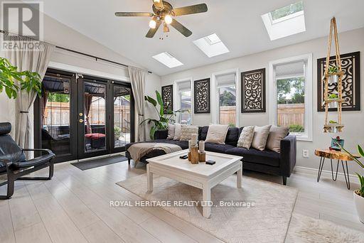 44 Regent Street, Kawartha Lakes, Ontario  K9V 3V2 - Photo 24 - X12421723