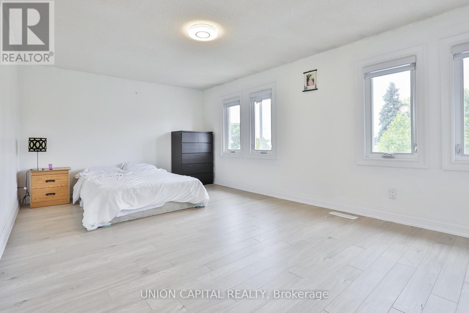 72 Bushmills Square, Toronto, Ontario  M1V 1J4 - Photo 13 - E12421671