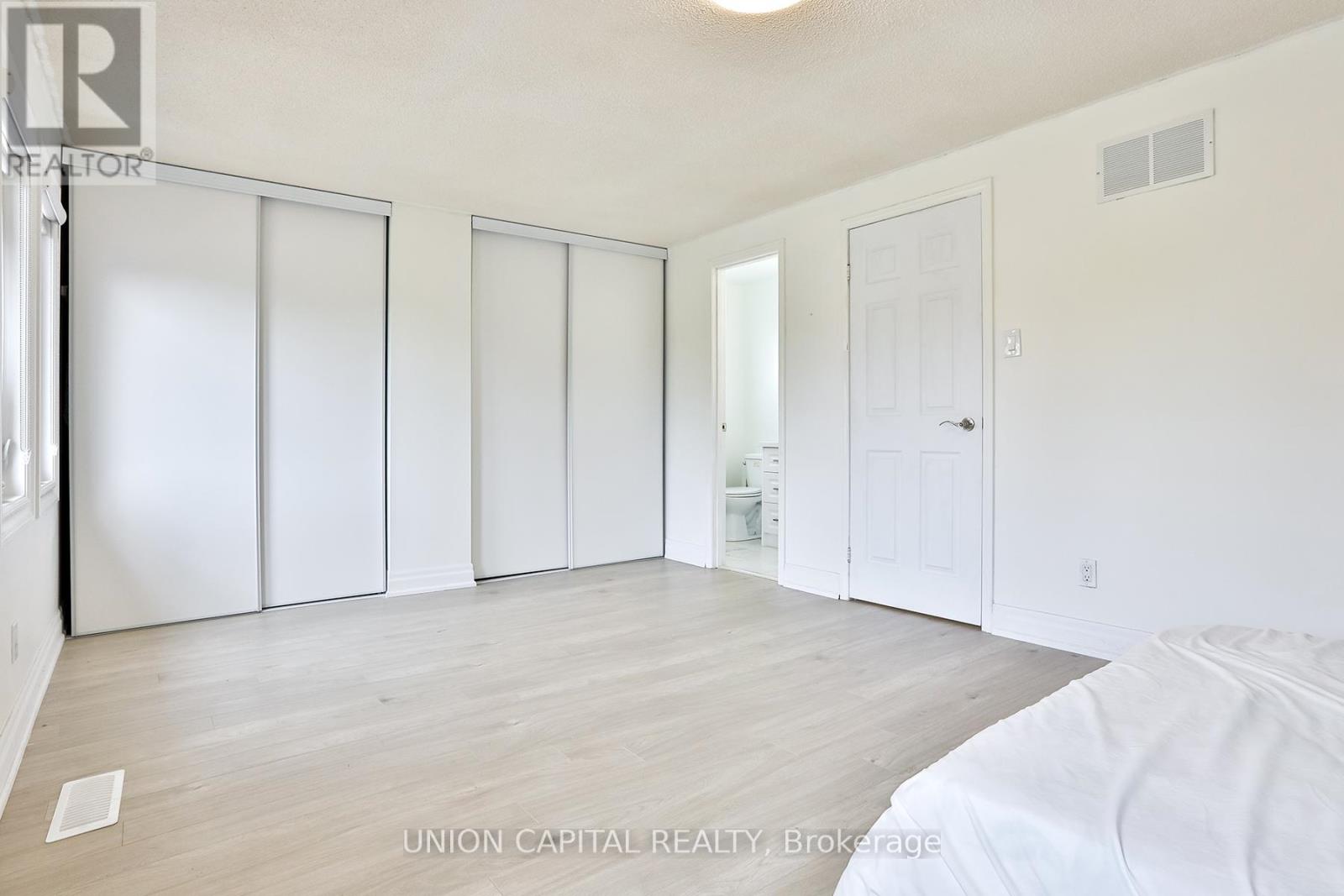 72 Bushmills Square, Toronto, Ontario  M1V 1J4 - Photo 15 - E12421671