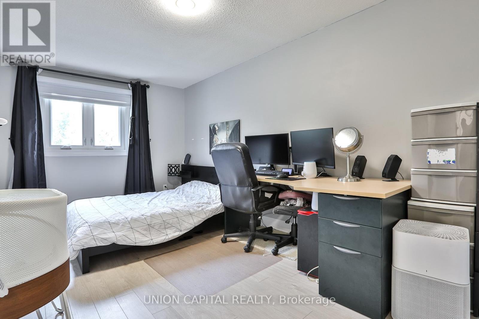 72 Bushmills Square, Toronto, Ontario  M1V 1J4 - Photo 17 - E12421671