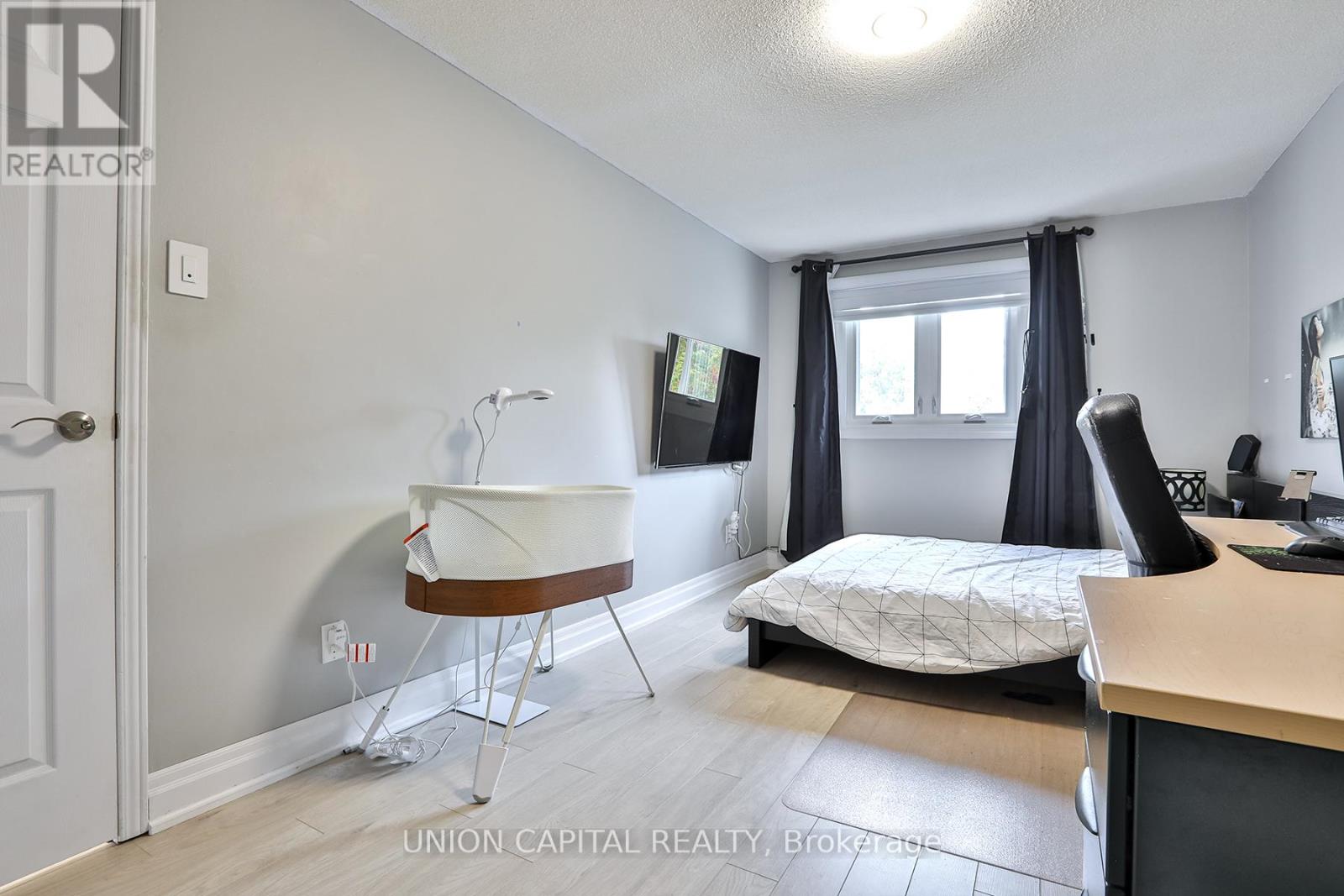 72 Bushmills Square, Toronto, Ontario  M1V 1J4 - Photo 18 - E12421671