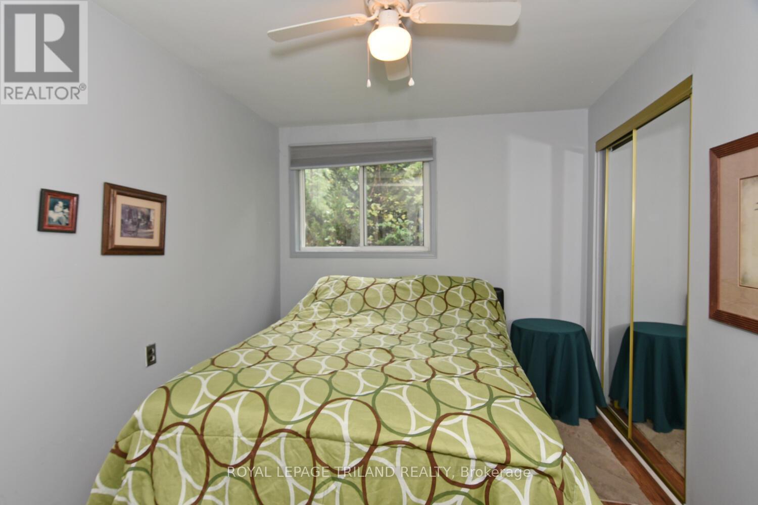 6016 Max's Drive, Lambton Shores, Ontario  N0N 1J1 - Photo 31 - X12421763