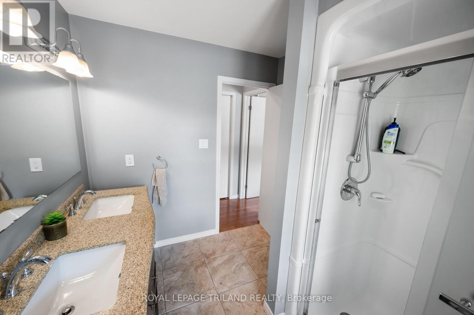 2670 Putnam Road, Thames Centre, Ontario  N0L 2B0 - Photo 20 - X12421865