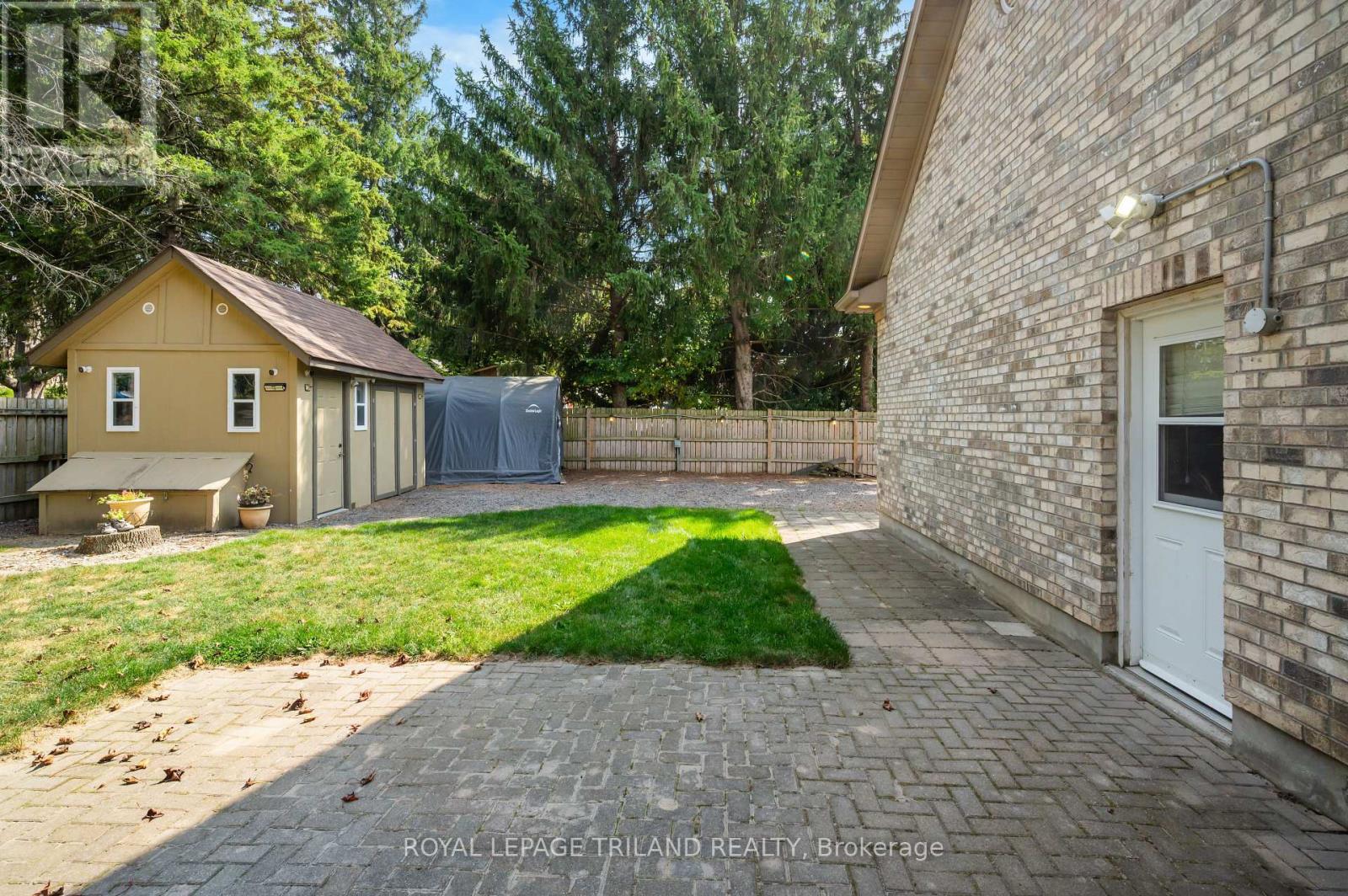 2670 Putnam Road, Thames Centre, Ontario  N0L 2B0 - Photo 41 - X12421865