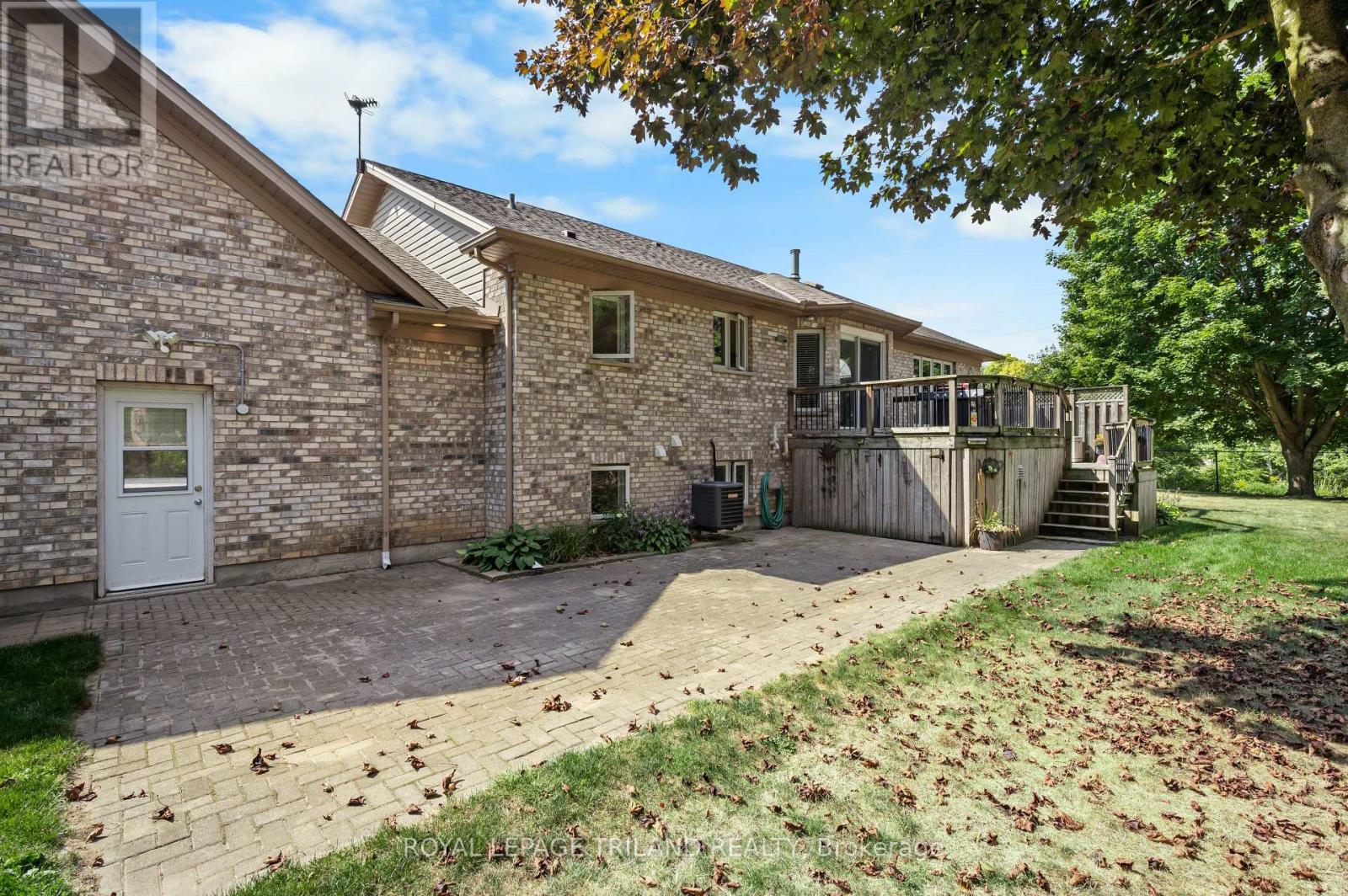 2670 Putnam Road, Thames Centre, Ontario  N0L 2B0 - Photo 42 - X12421865