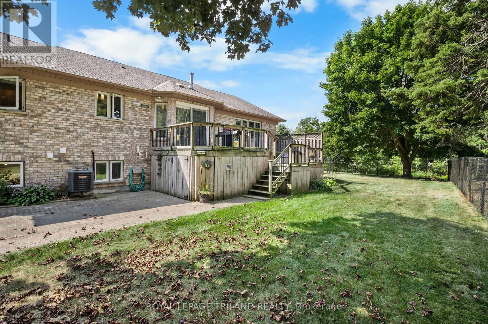 2670 Putnam Road, Thames Centre, Ontario  N0L 2B0 - Photo 43 - X12421865