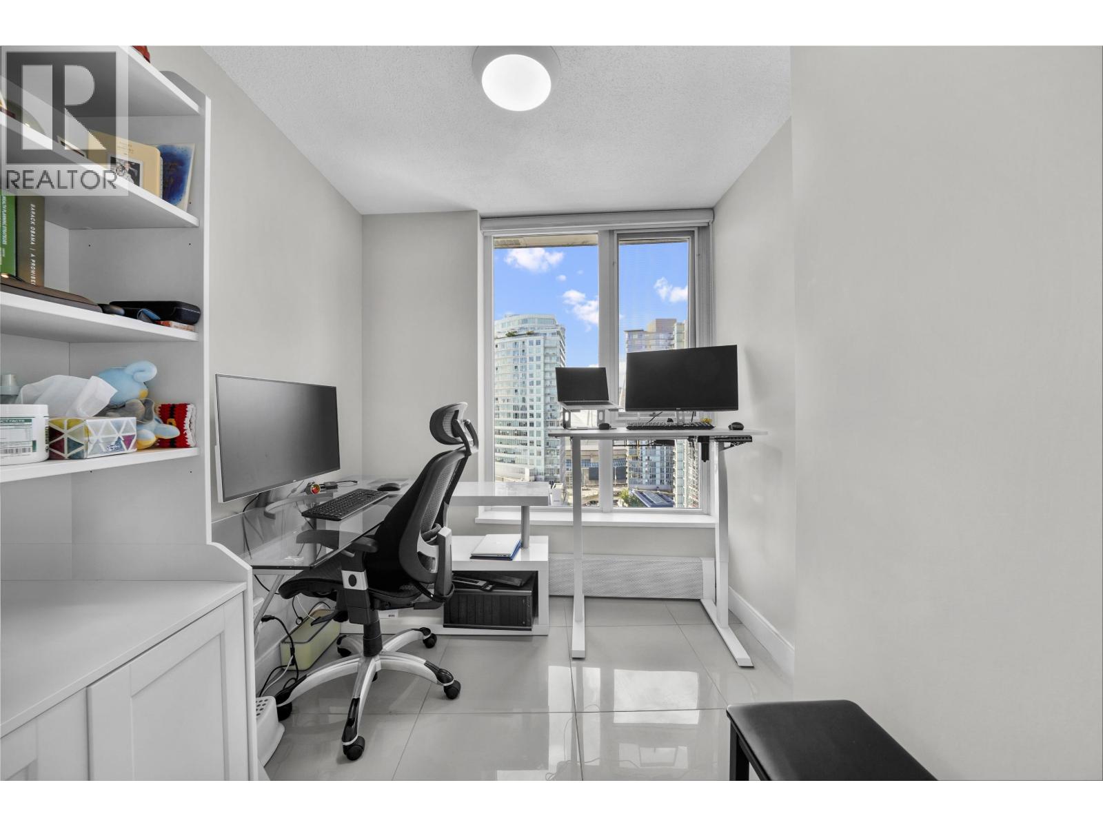 2507 689 Abbott Street, Vancouver, British Columbia  V6B 0J2 - Photo 6 - R3049358