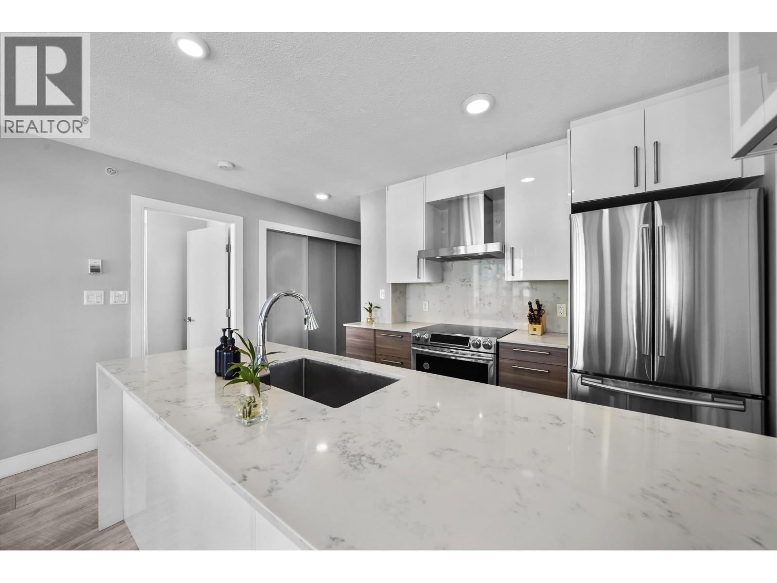 2507 689 Abbott Street, Vancouver, British Columbia  V6B 0J2 - Photo 9 - R3049358